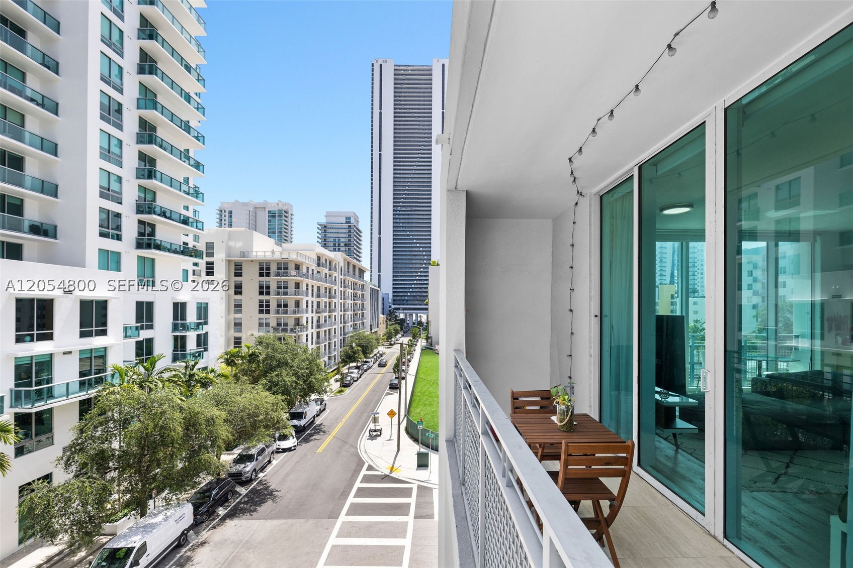 CITY 24 CONDO - Residential