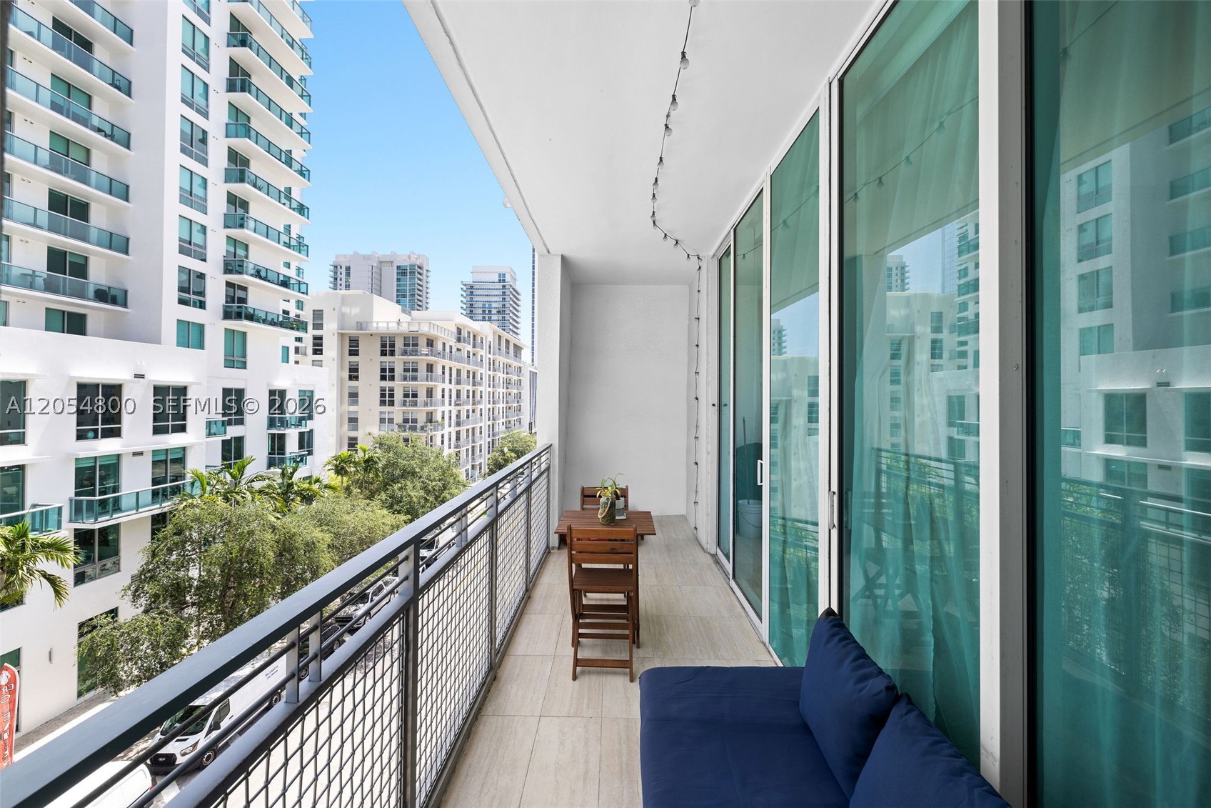 CITY 24 CONDO - Residential