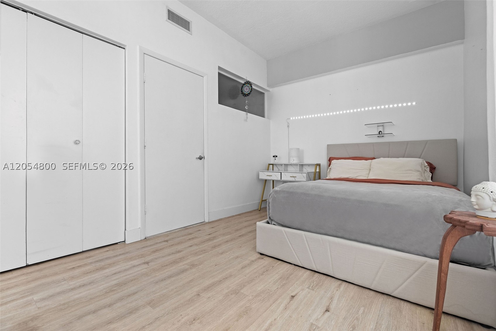 CITY 24 CONDO - Residential