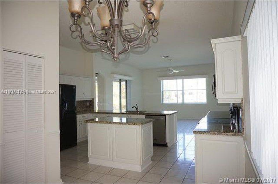 SILVER LAKES AT PEMBROKE - Residential
