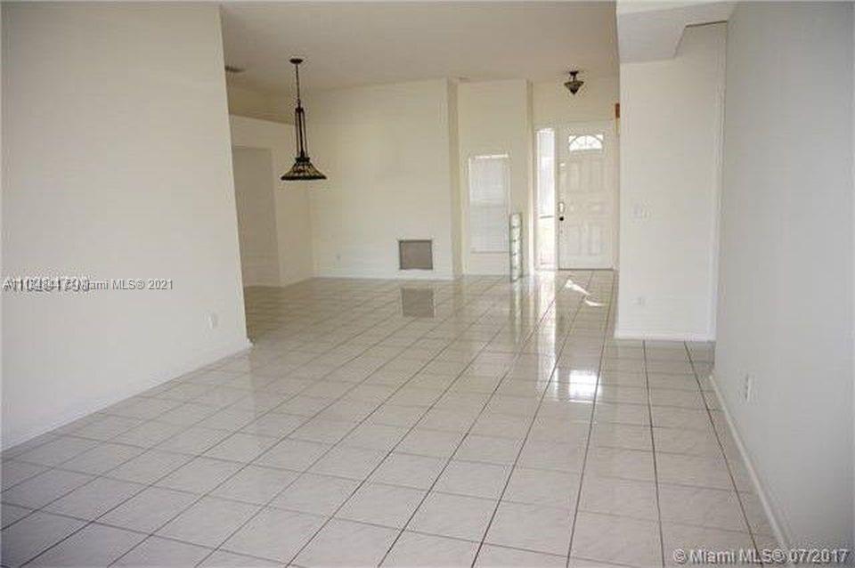 SILVER LAKES AT PEMBROKE - Residential