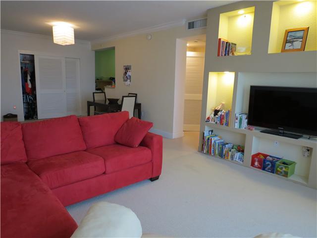 401 BLU OF NORTH BEACH CO - Residential Lease