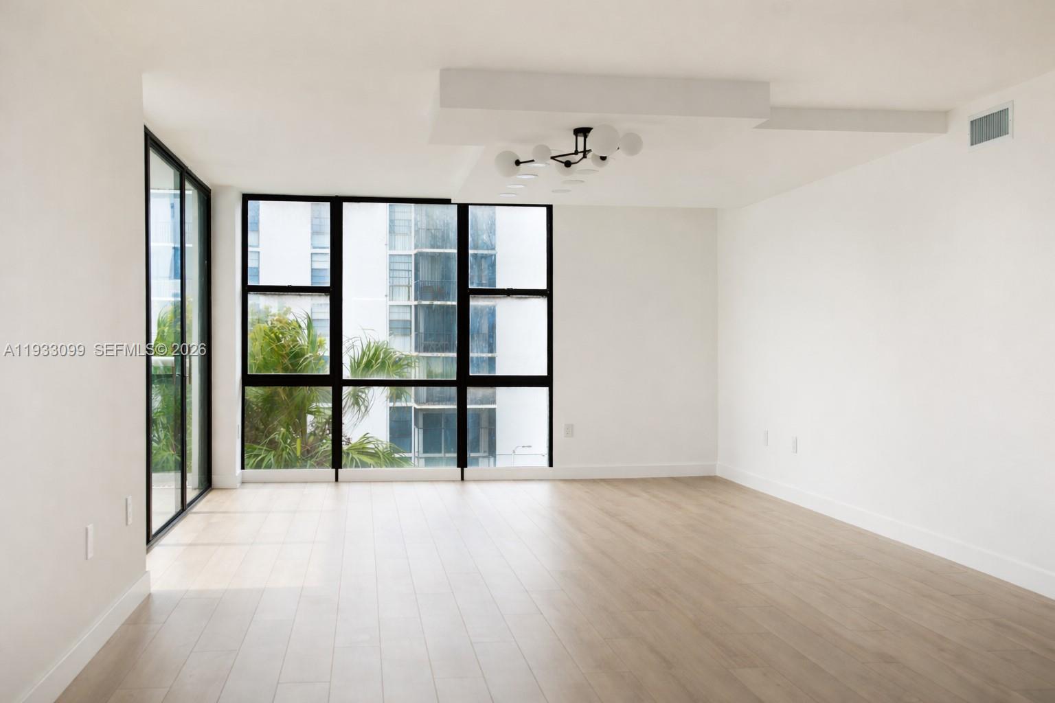 AVENTURA ELDORADO CONDO - Residential