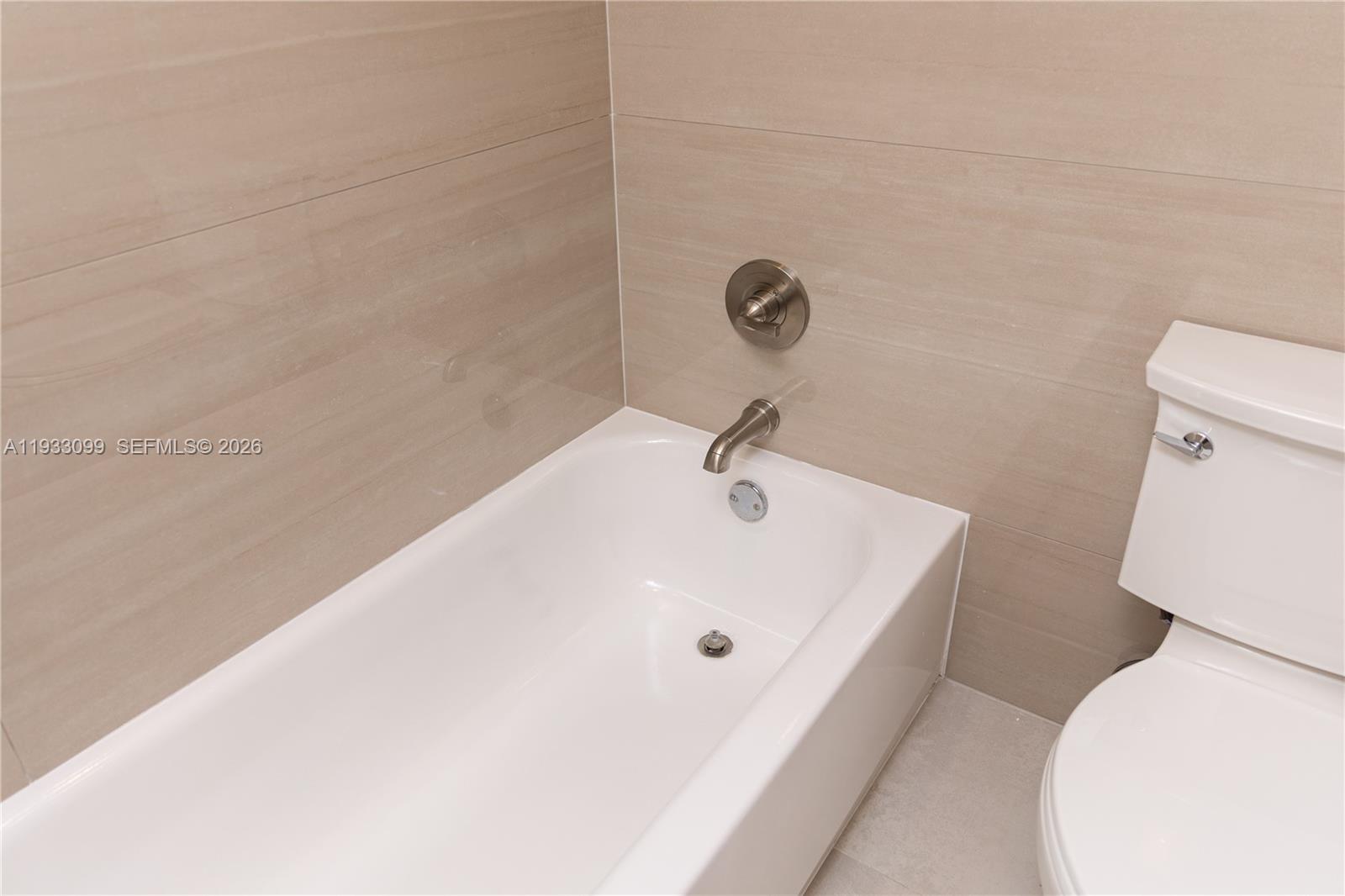AVENTURA ELDORADO CONDO - Residential