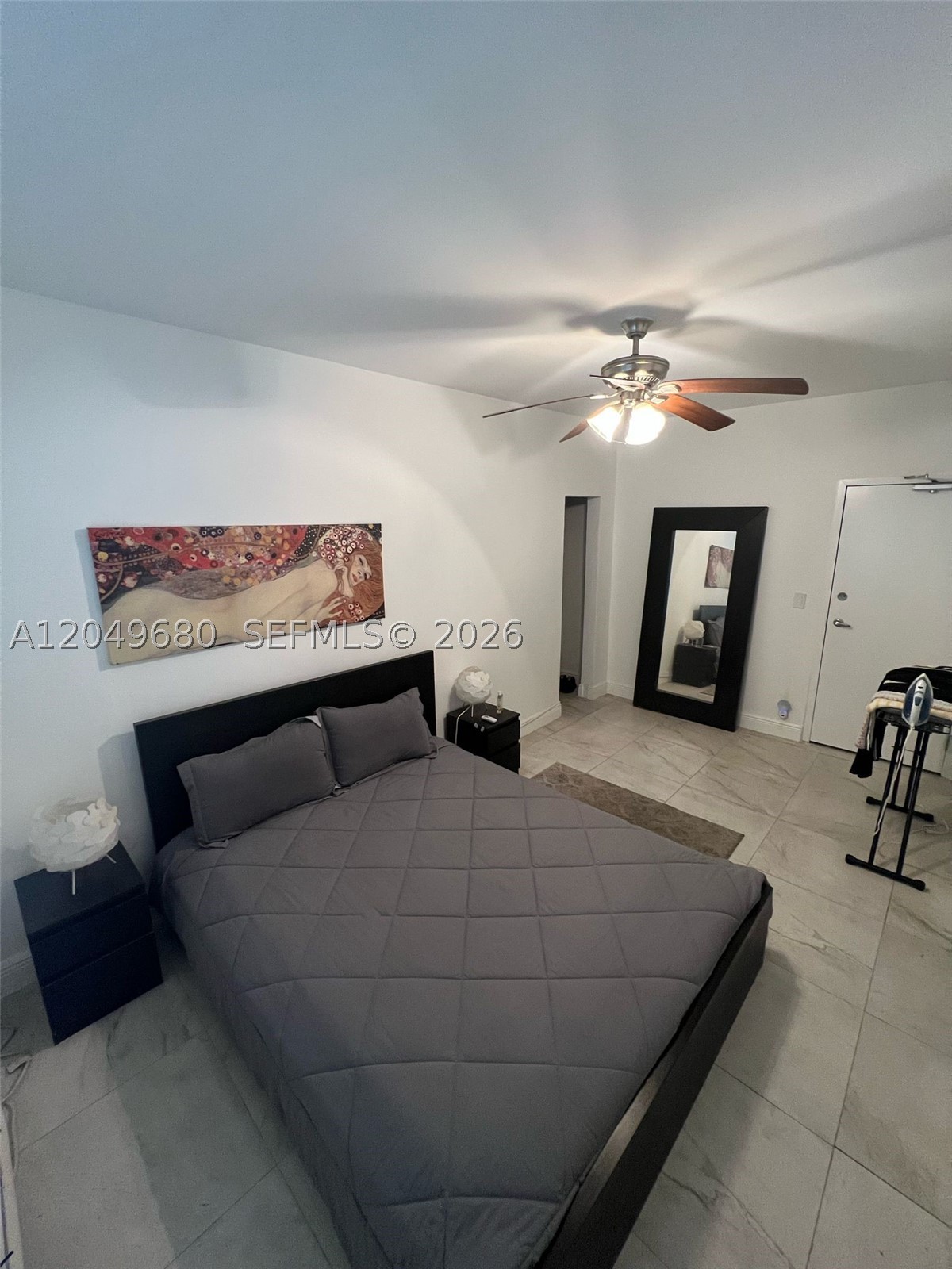 FASHION CONDO - Residential Lease