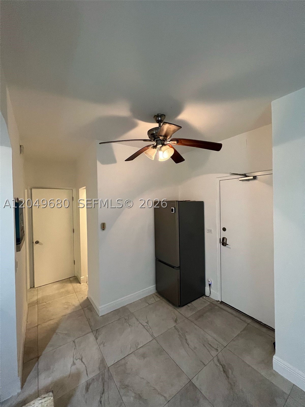 FASHION CONDO - Residential Lease