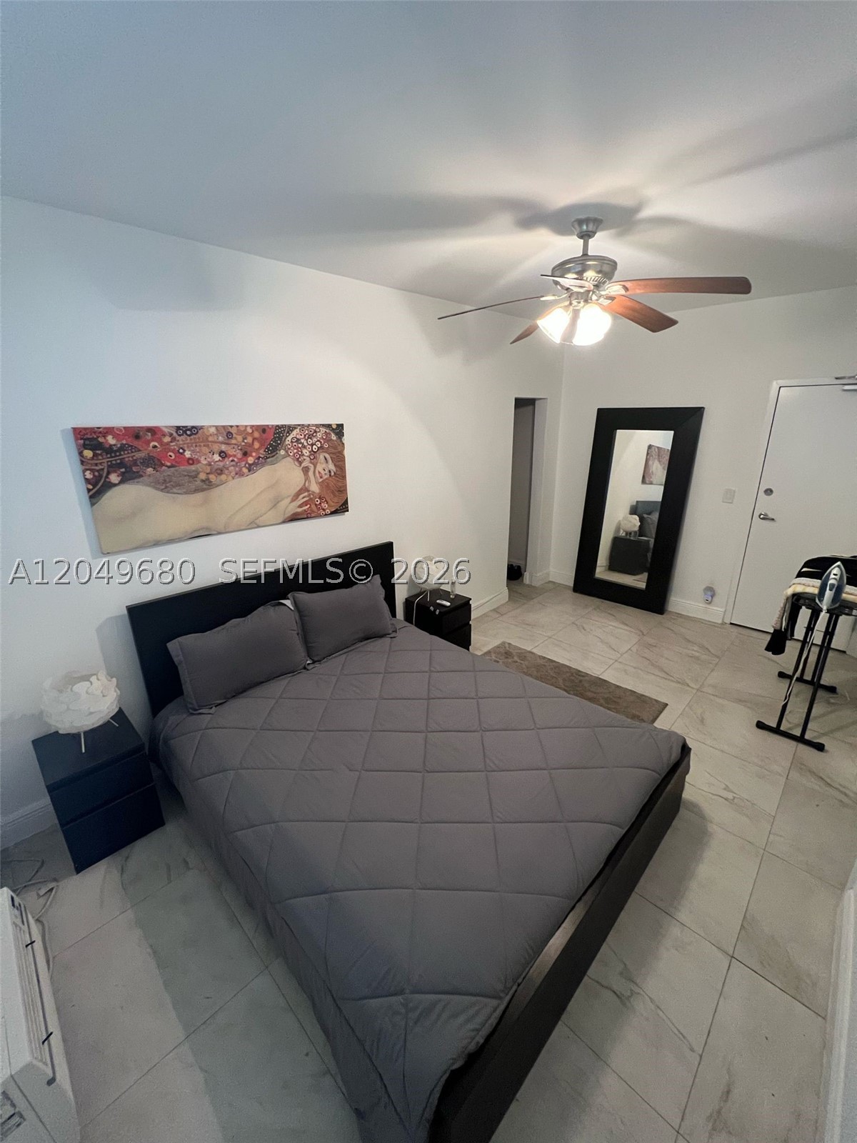 FASHION CONDO - Residential Lease