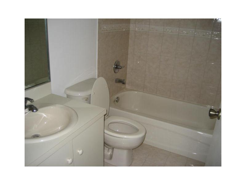 KENLAND BEND NORTH CONDO - Residential Lease