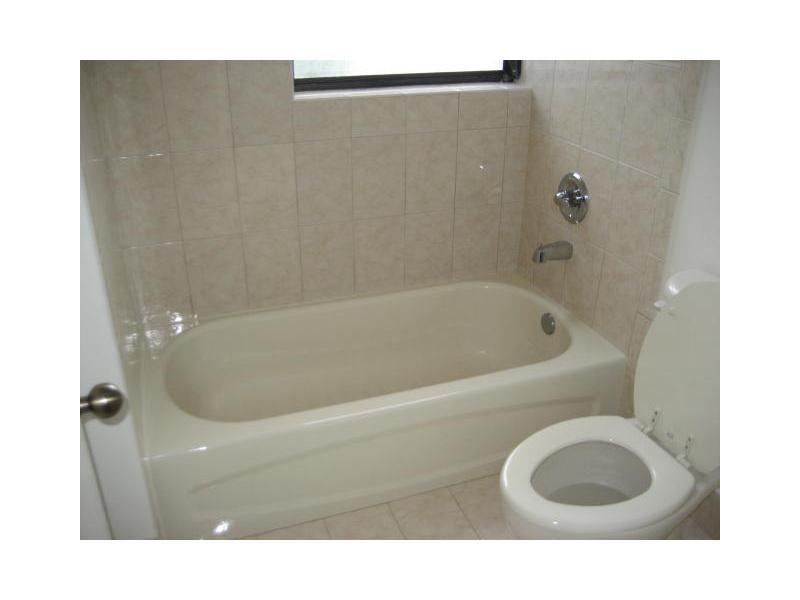 KENLAND BEND NORTH CONDO - Residential Lease