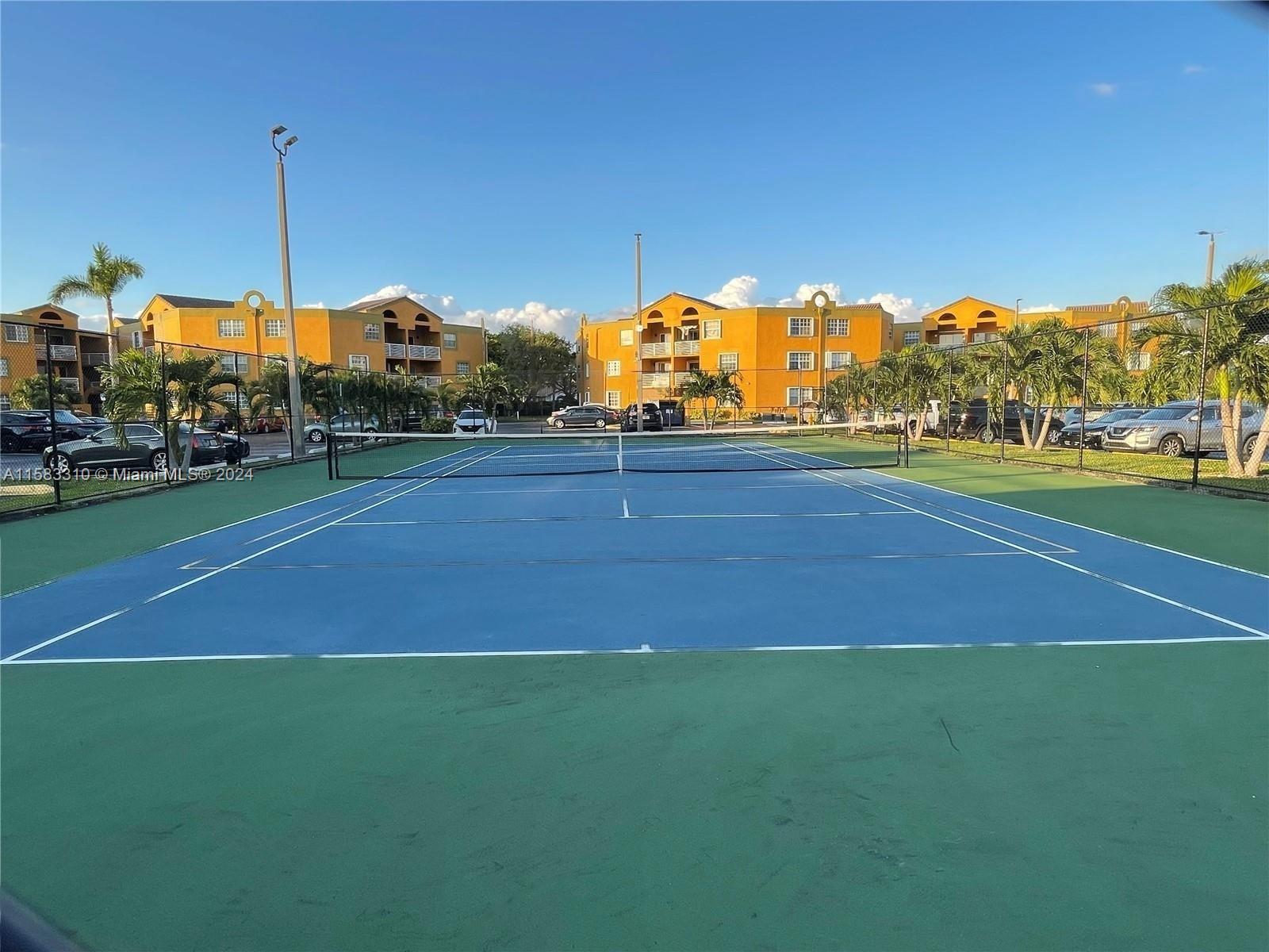 SOLEIL AT FONTAINEBLEAU C - Residential Lease