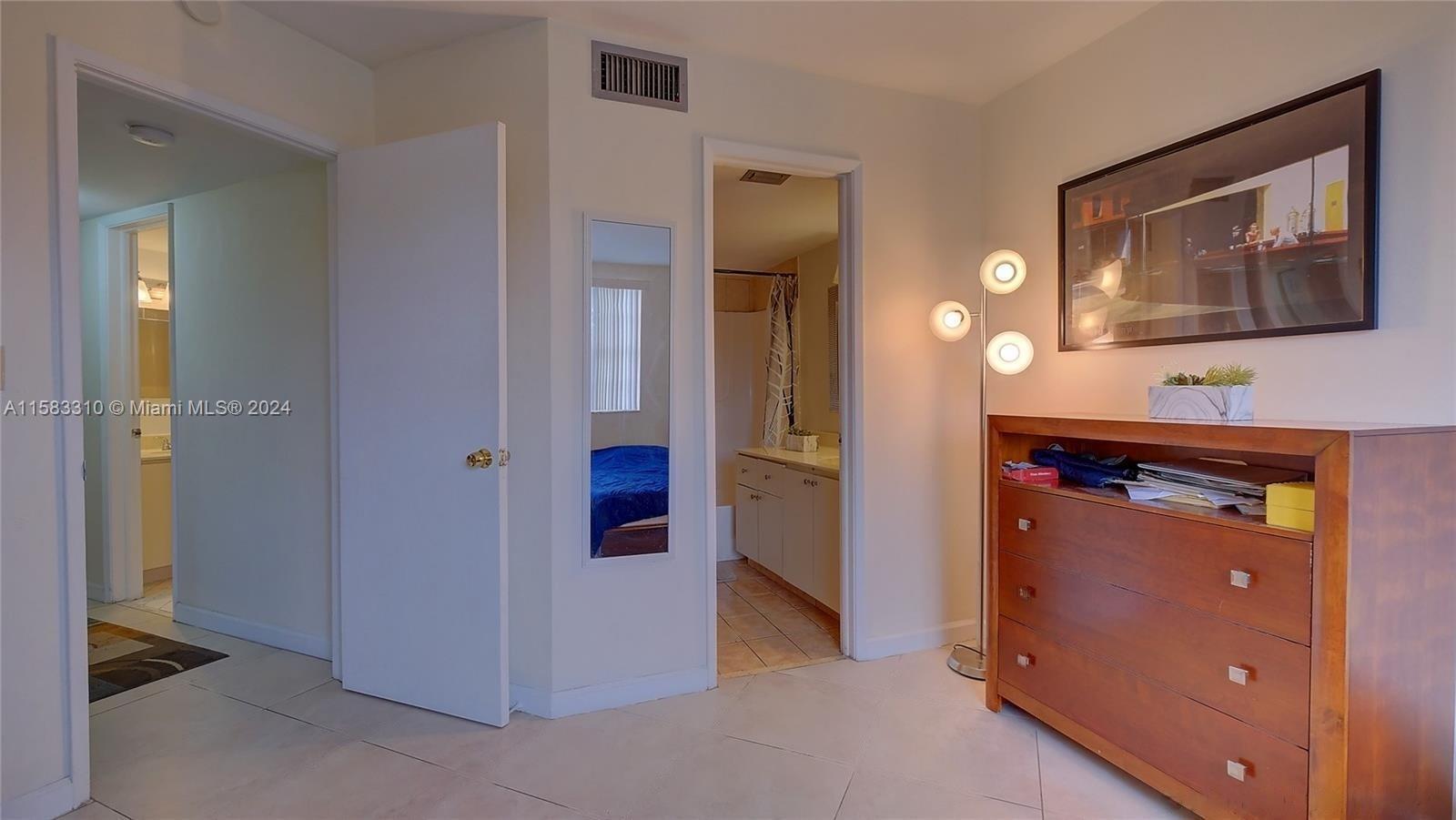 SOLEIL AT FONTAINEBLEAU C - Residential Lease