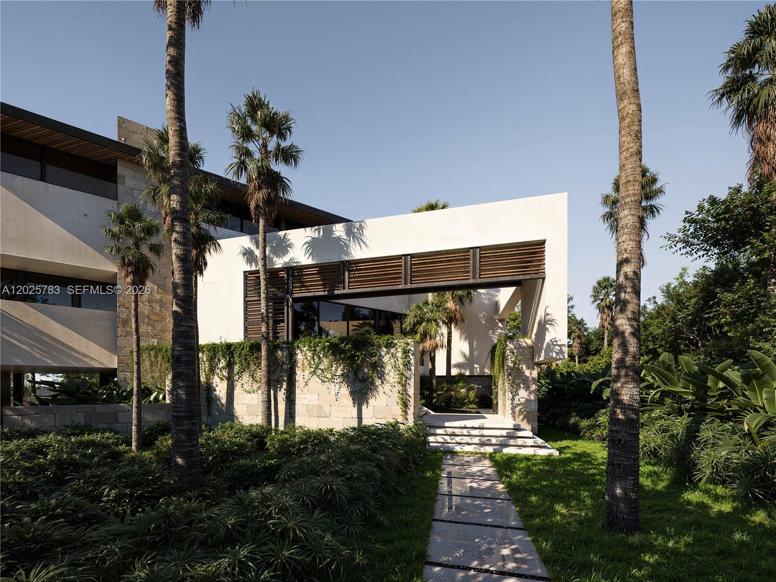 SUNRISE HARBOUR REV PL - Residential