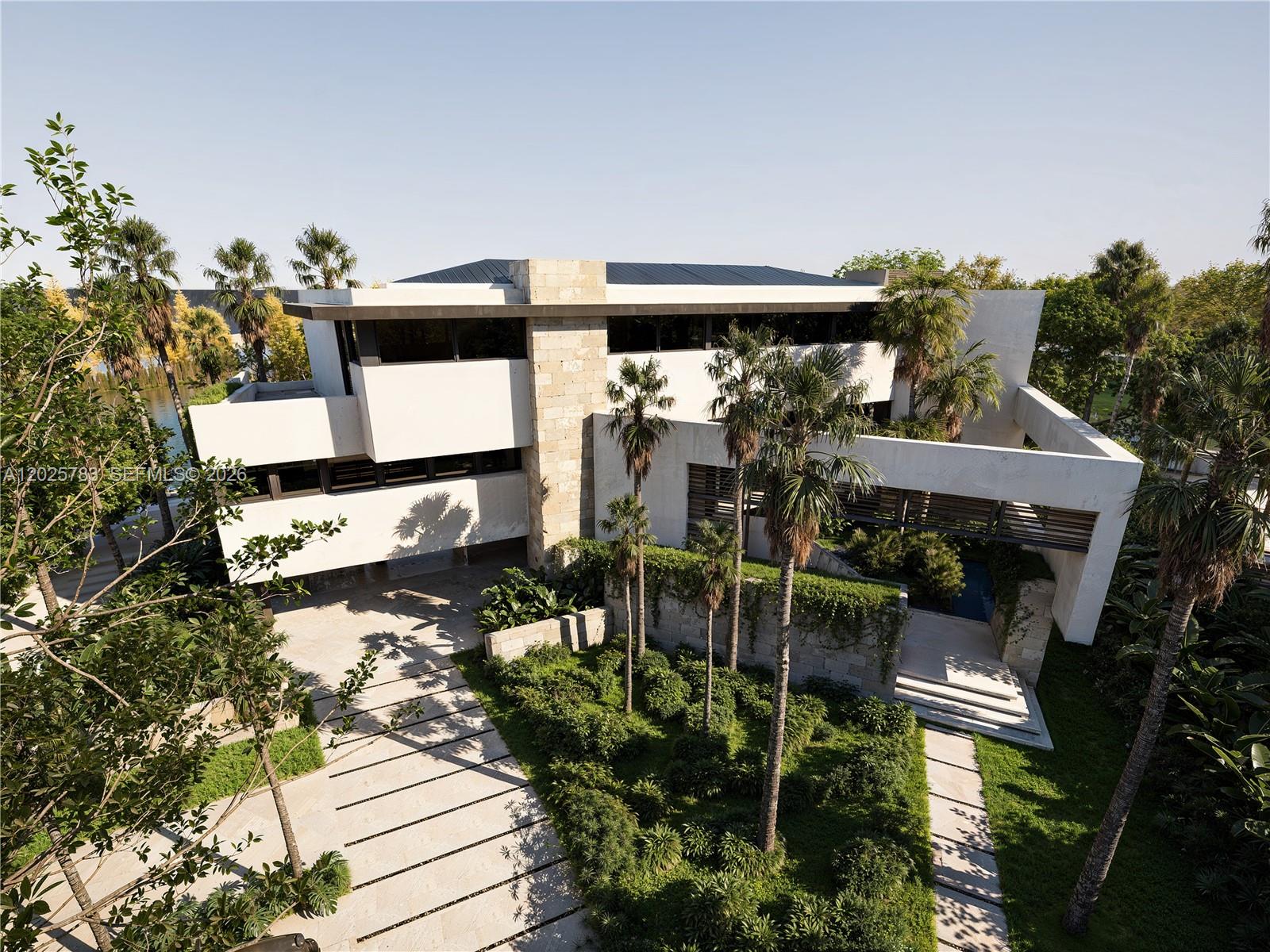 SUNRISE HARBOUR REV PL - Residential