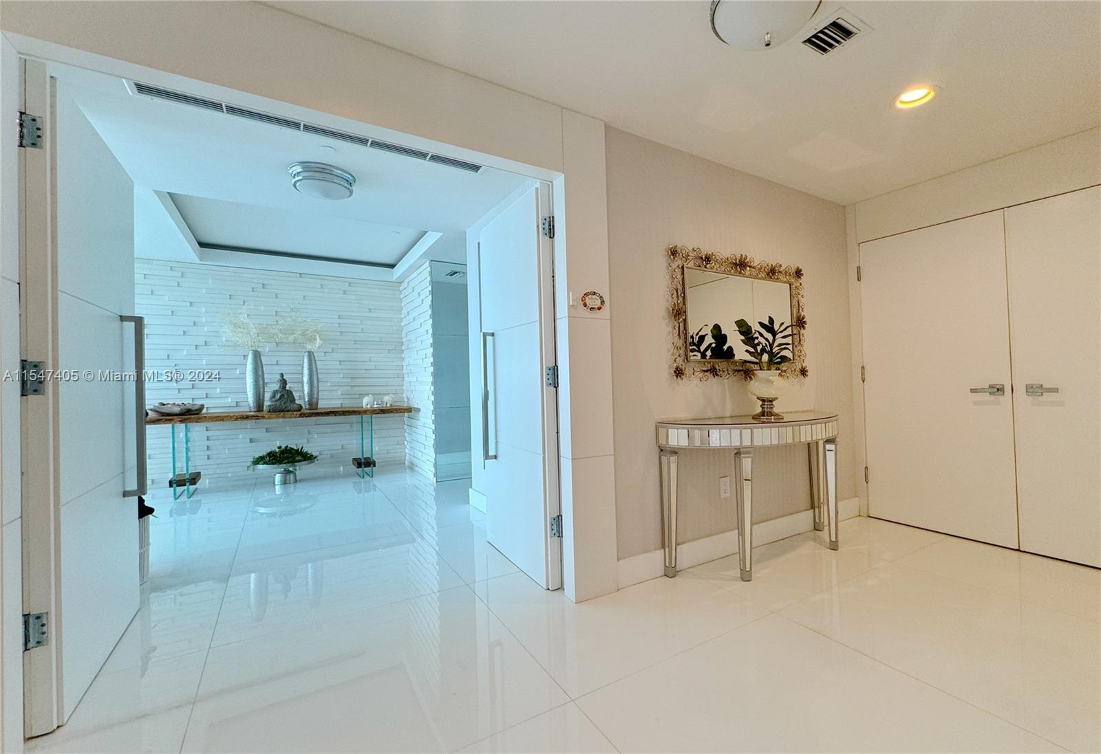 The Palace at Bal Harbour - Residential