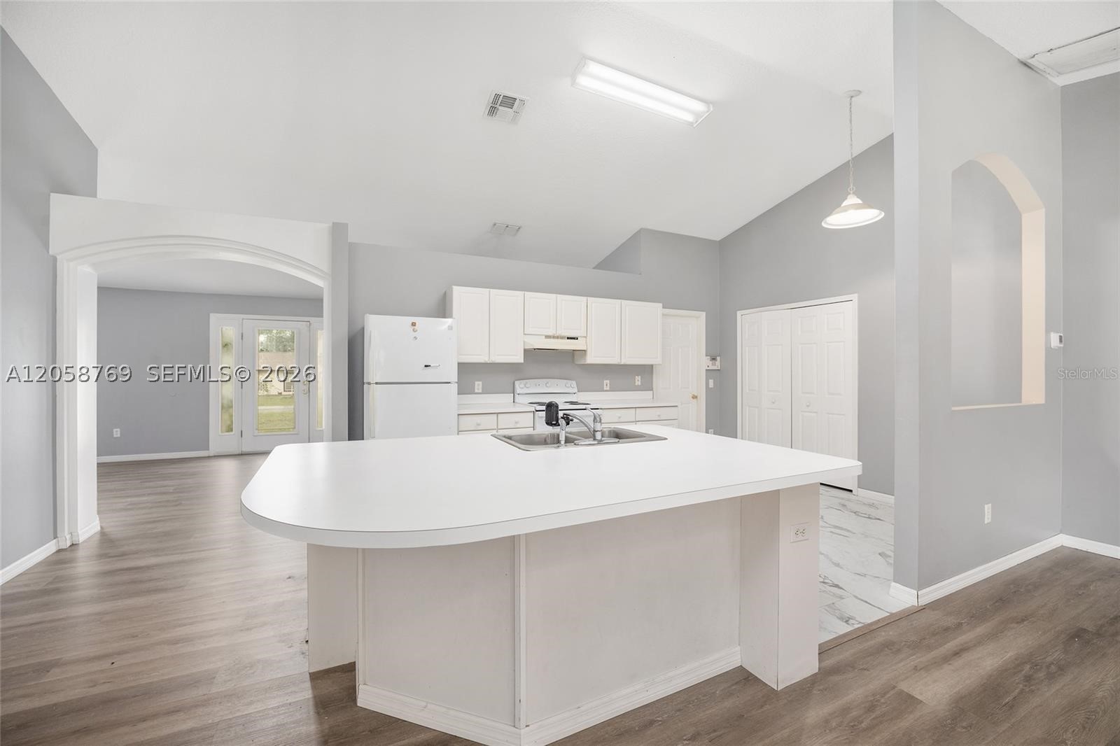 Silver Spgs Shores - Residential