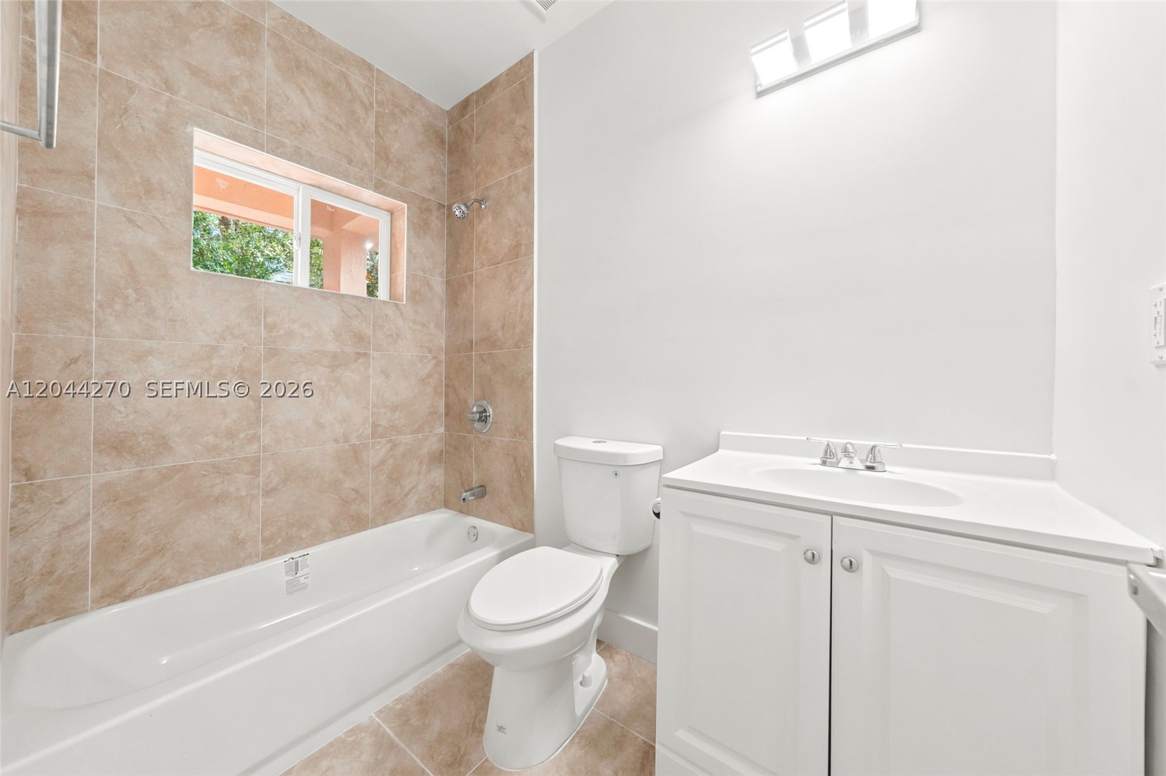 DIXIE WAYSIDE TRACK - Residential Lease