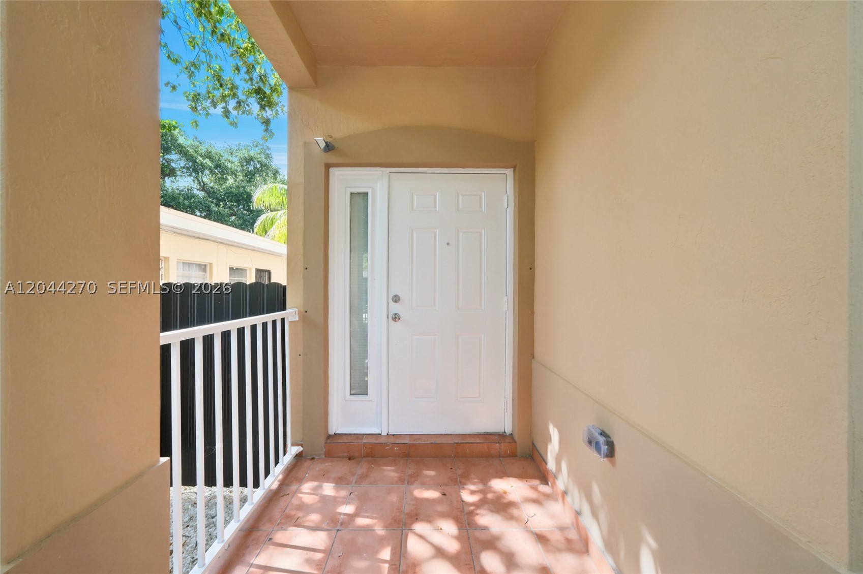 DIXIE WAYSIDE TRACK - Residential Lease