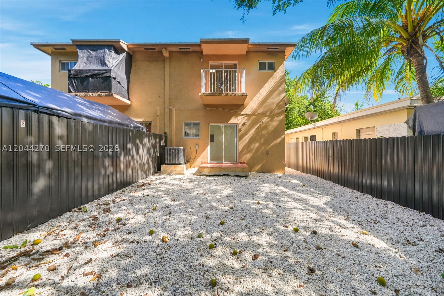 DIXIE WAYSIDE TRACK - Residential Lease