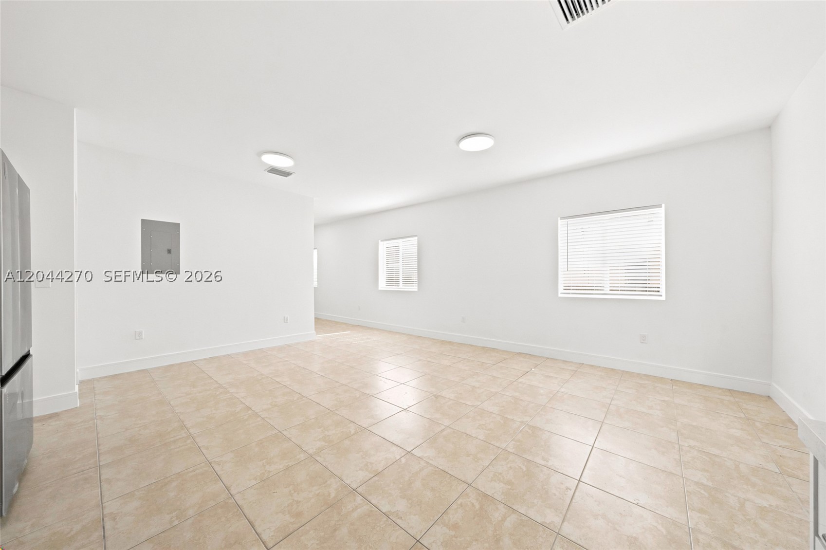 DIXIE WAYSIDE TRACK - Residential Lease