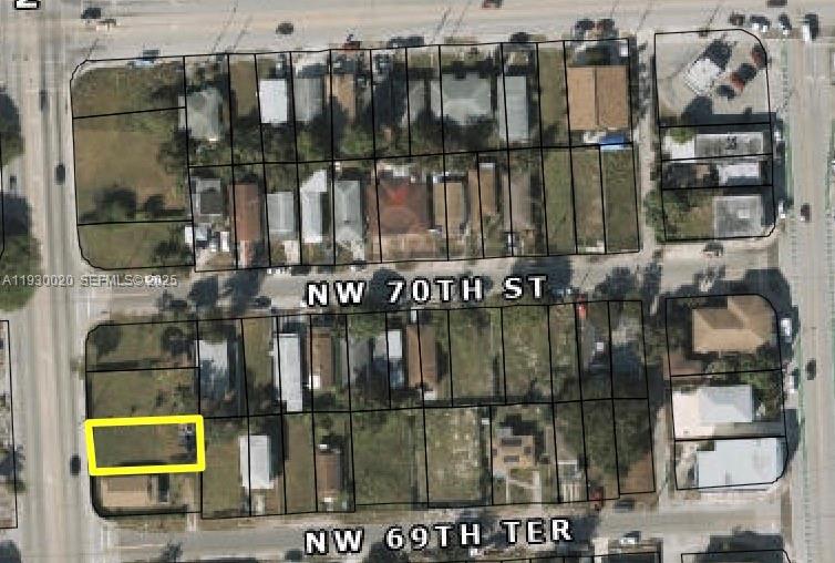 NORTH LIBERTY CITY - Land