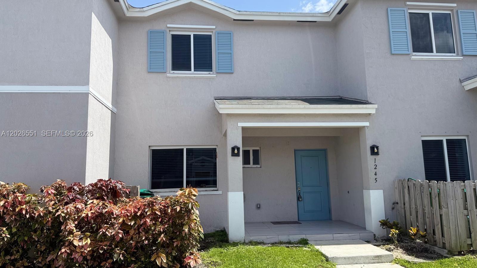 Stunning, 4 bedroom Townhome located in Florida City with a full bedroom and bathroom on the first floor. It houses a modern kitchen that features stainless steel appliances adding that modern feeling to the property. Inviting, spacious backyard , just perfect for family gatherings and special occasions. Located near top-rated schools inside Forrest Park Community. Easy access to express​​‌​​​​‌​‌​​​‌‌​​​‌‌‌​​‌​​‌‌​​​​ way!