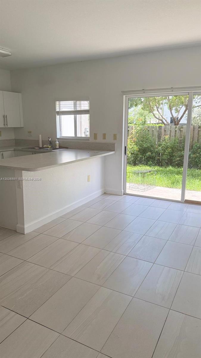FOREST PARK VILLAS - Residential