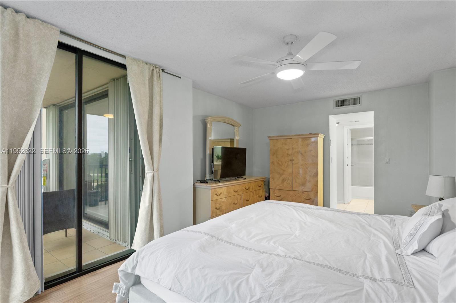 CORONADO CONDO- TOWER II - Residential