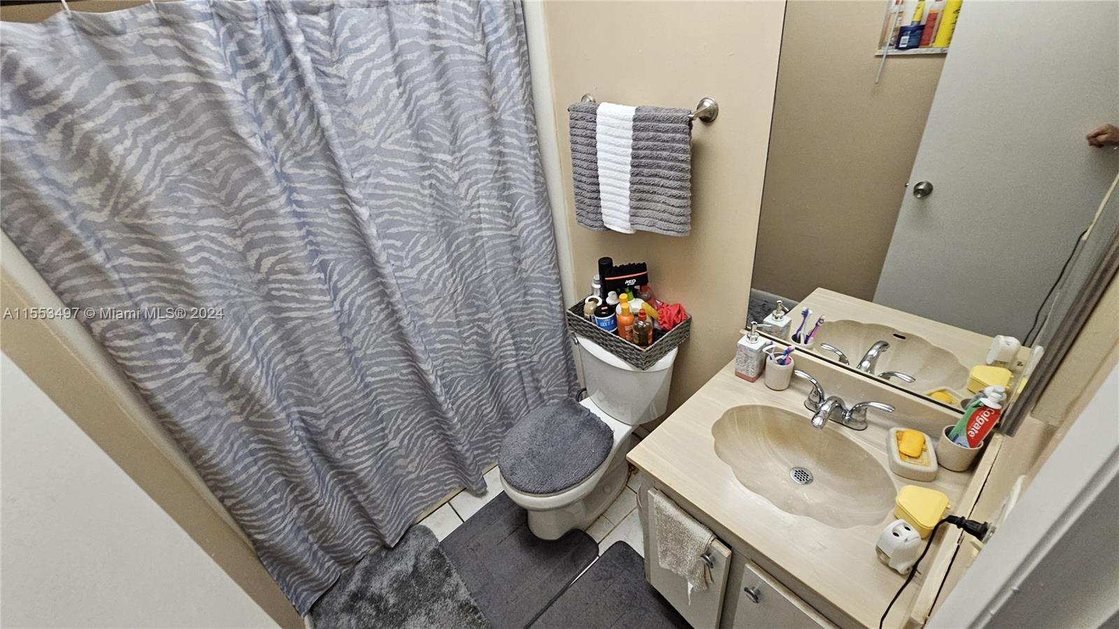 BROOKFIELD SQUARE CONDO - Residential