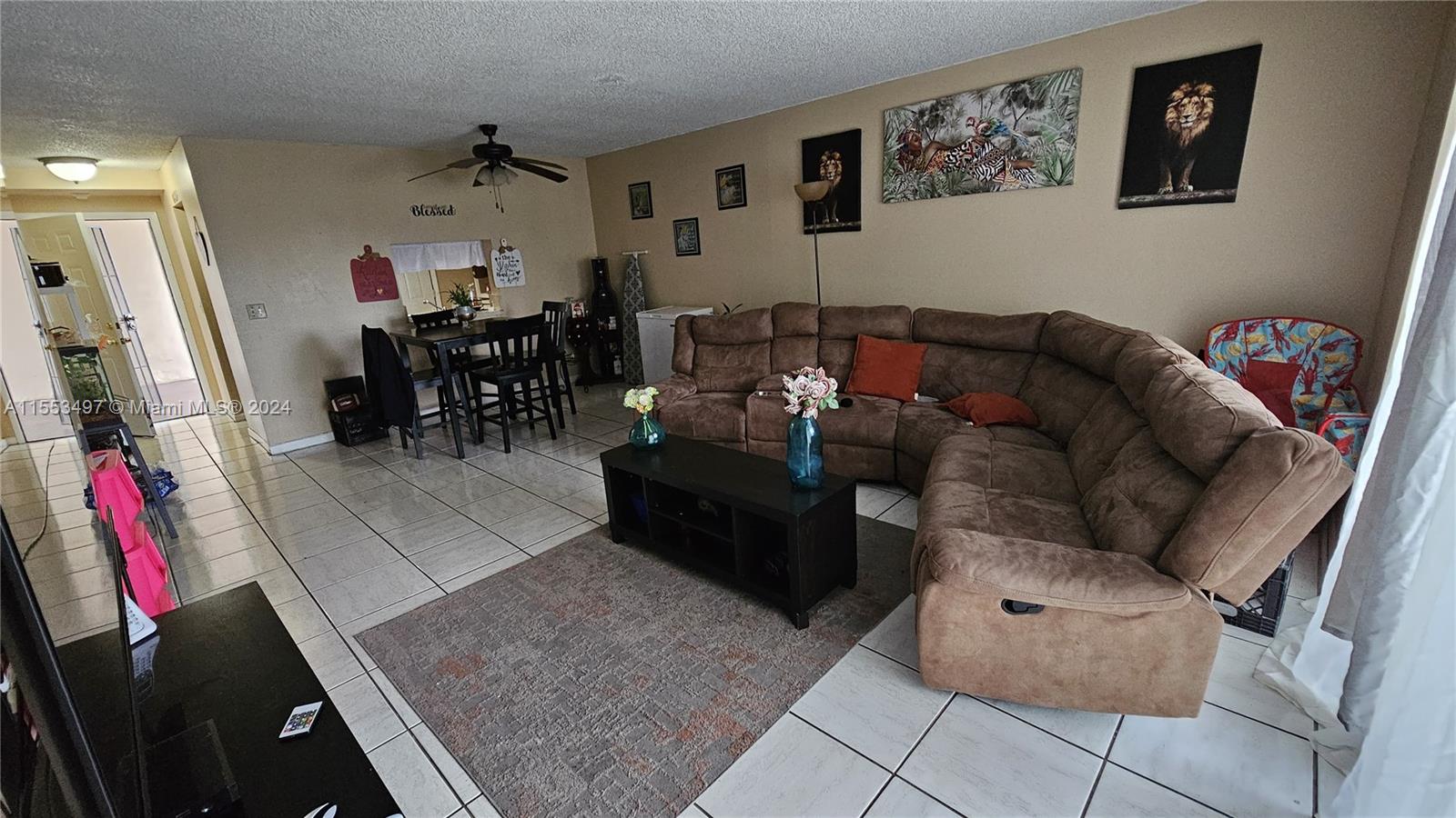 Great investment property • Rented for $1,800/month (renewal date: April 30th, 2027) • The tenant has been at the property since June 2019 • The property can be rented with government subsidy for $3,165 USD

• Current management company can be facilitated
• Please do not disturb the tenant or knock on the door