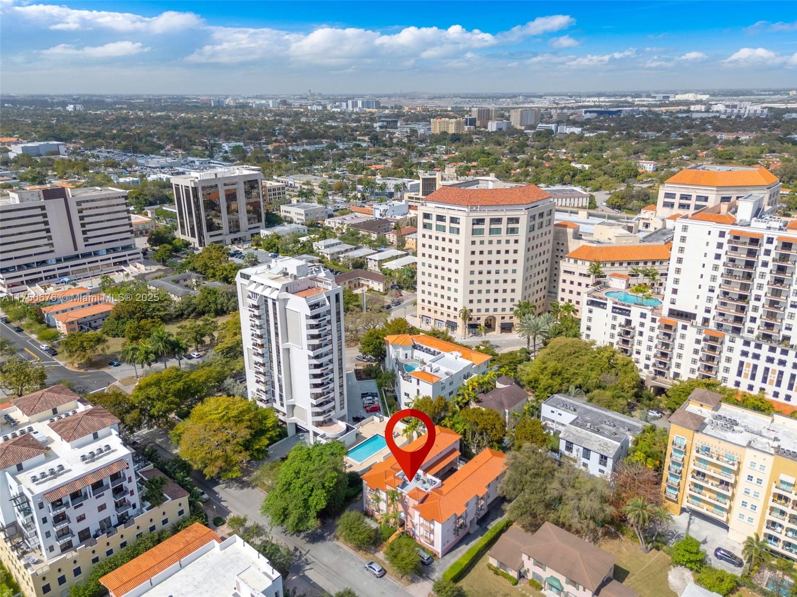 29 SANTILLANE AVENUE COND - Residential