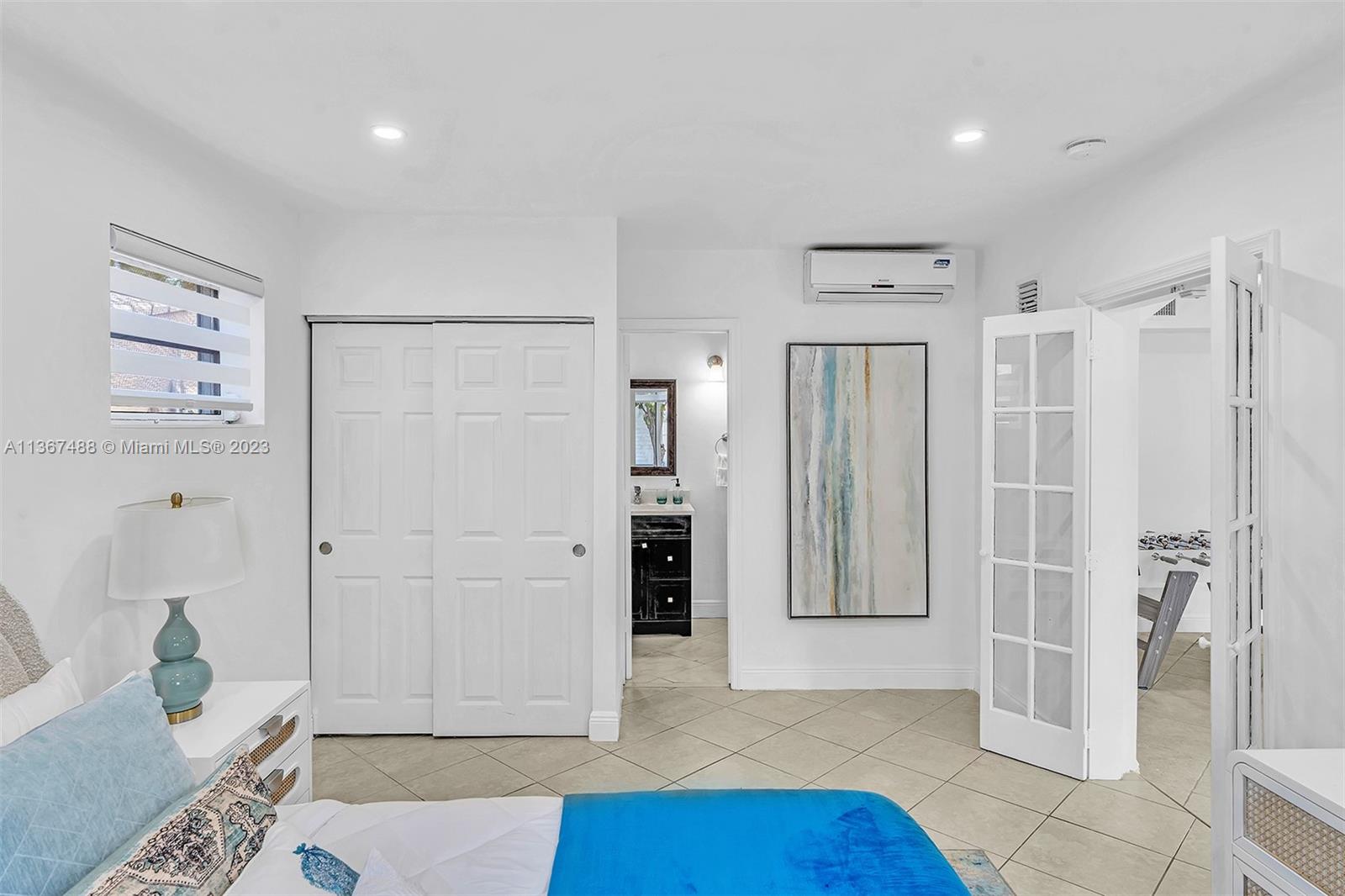 SUNSET TRAILS NO 5 - Residential