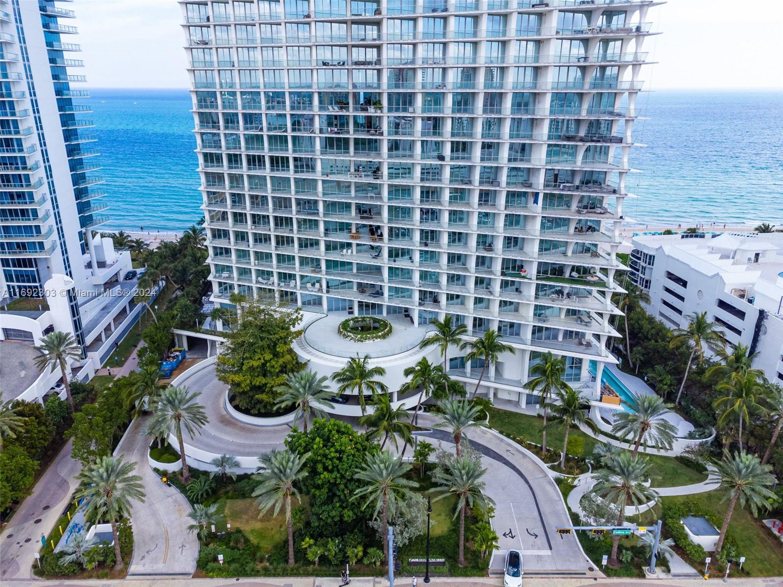 JADE SIGNATURE CONDO - Residential