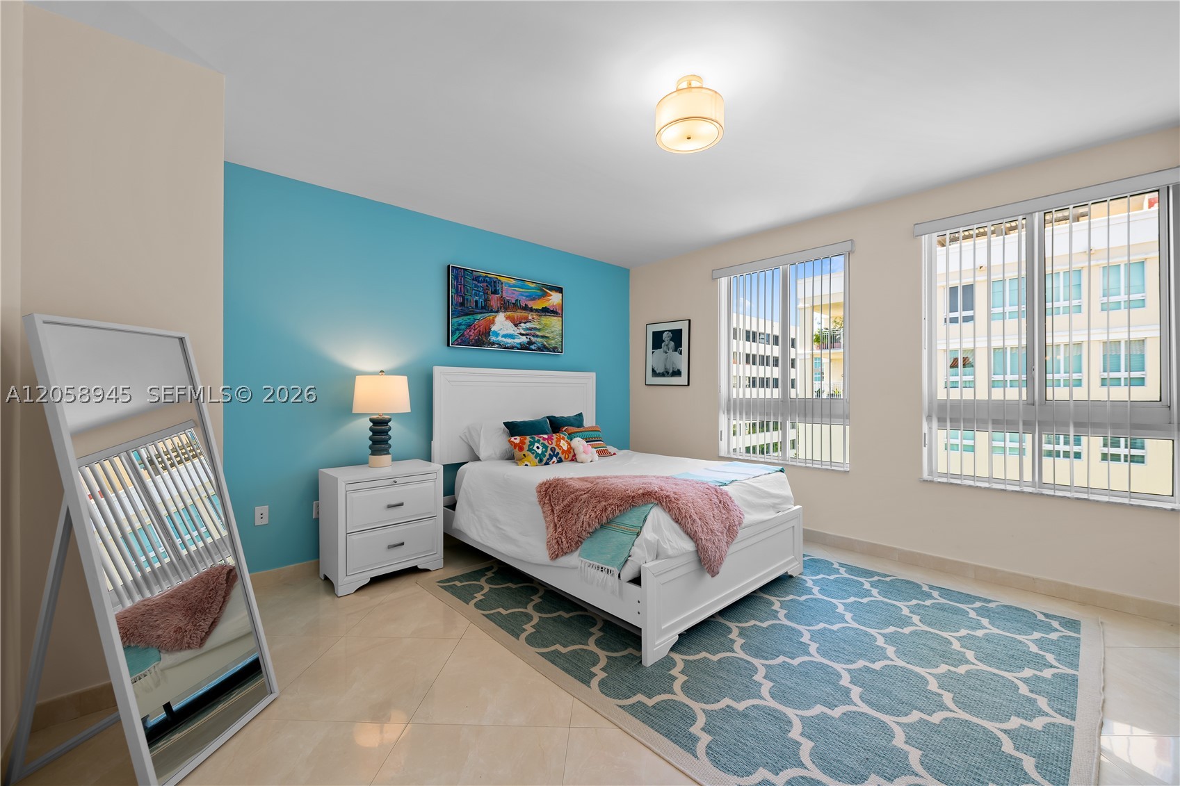 TOSCANO CONDO - Residential