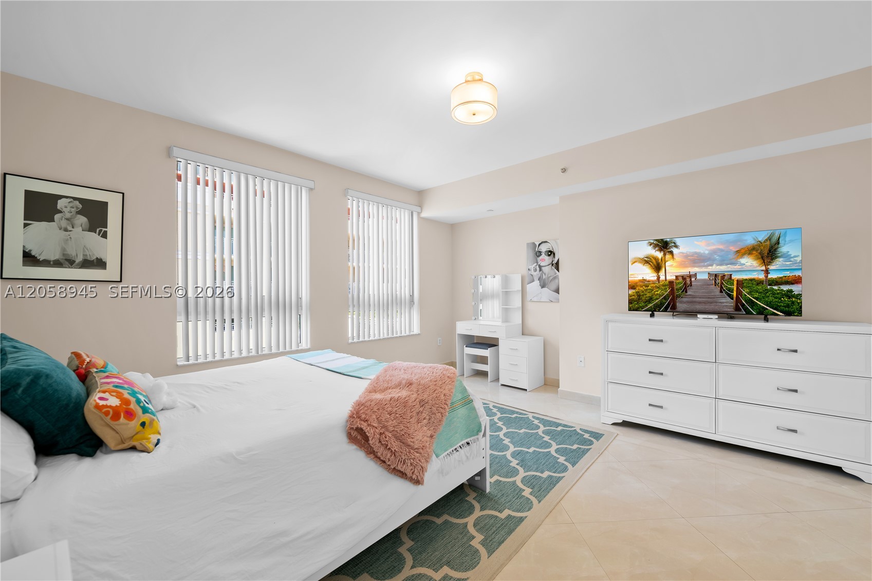 TOSCANO CONDO - Residential