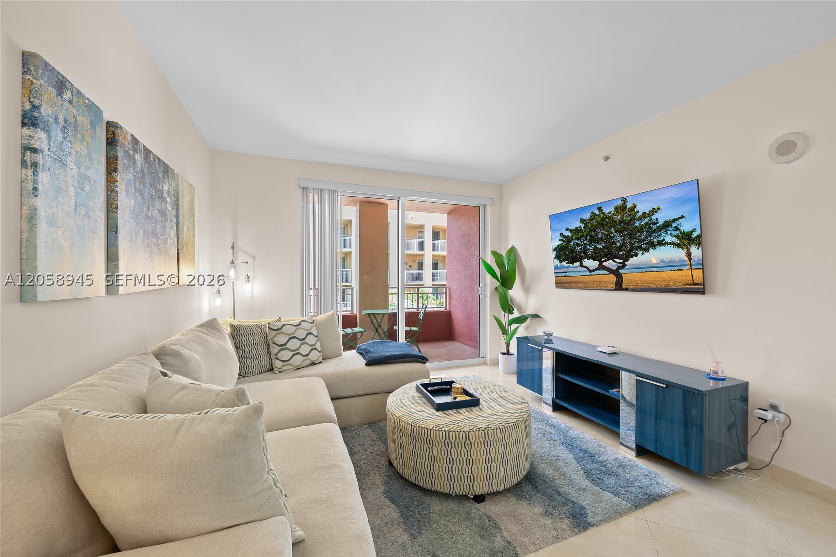 TOSCANO CONDO - Residential
