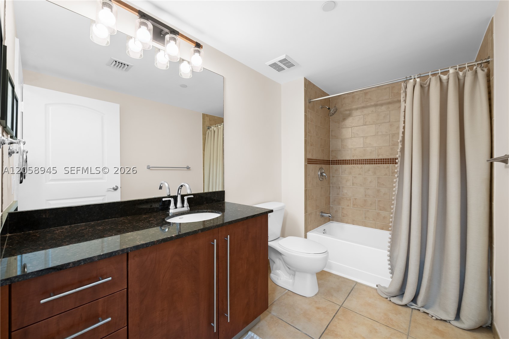 TOSCANO CONDO - Residential