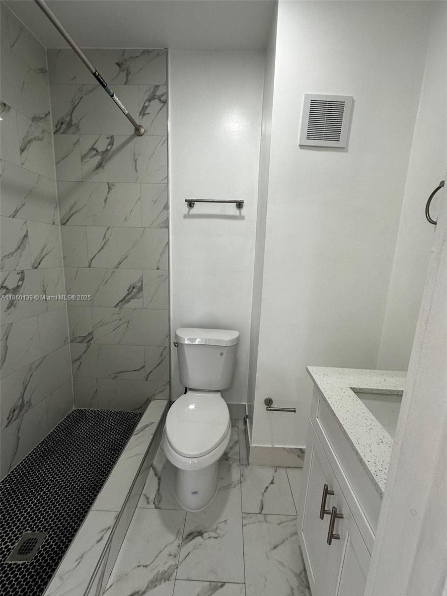 LAWRENCE EST LAND COS SUB - Residential Lease