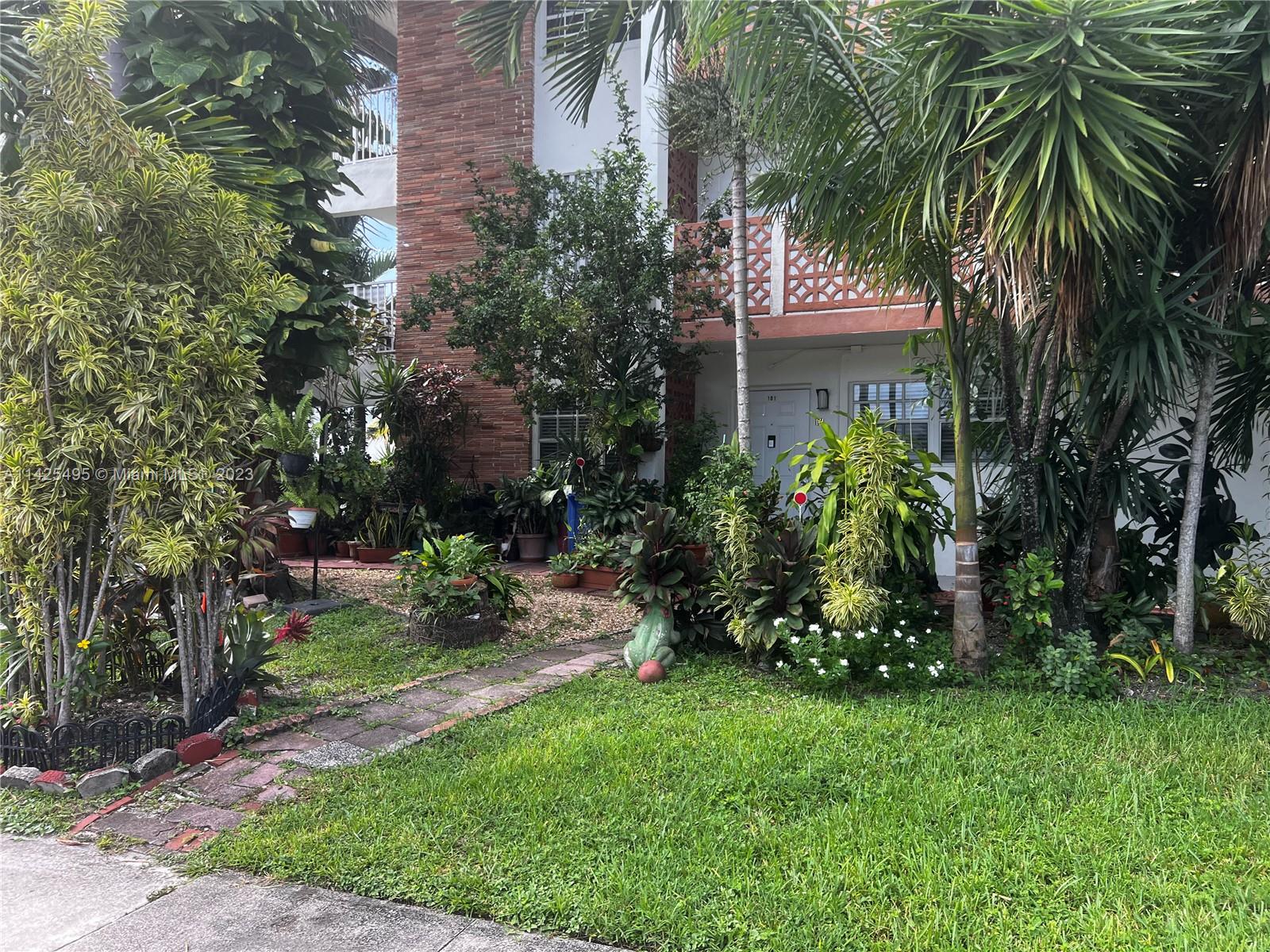 FLORIDIAN ARMS CONDO - Residential