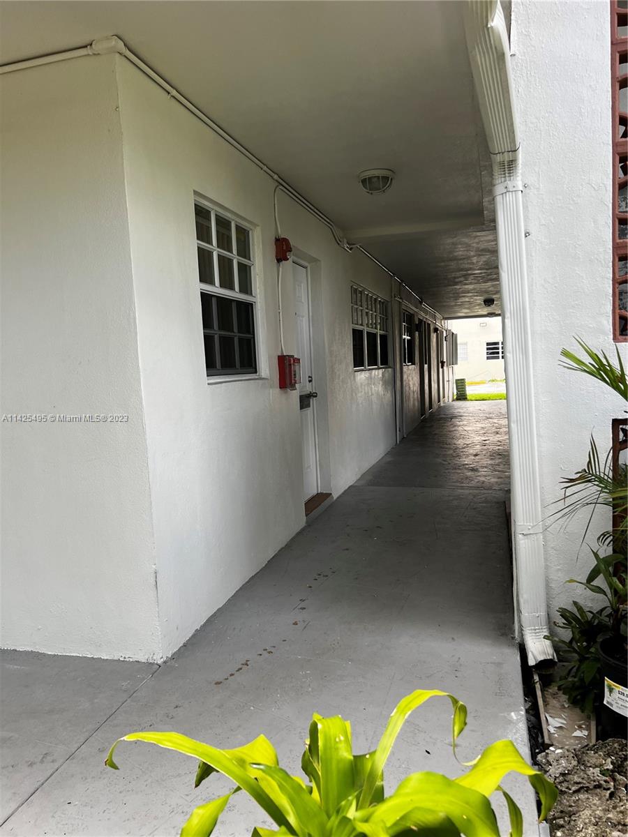 FLORIDIAN ARMS CONDO - Residential