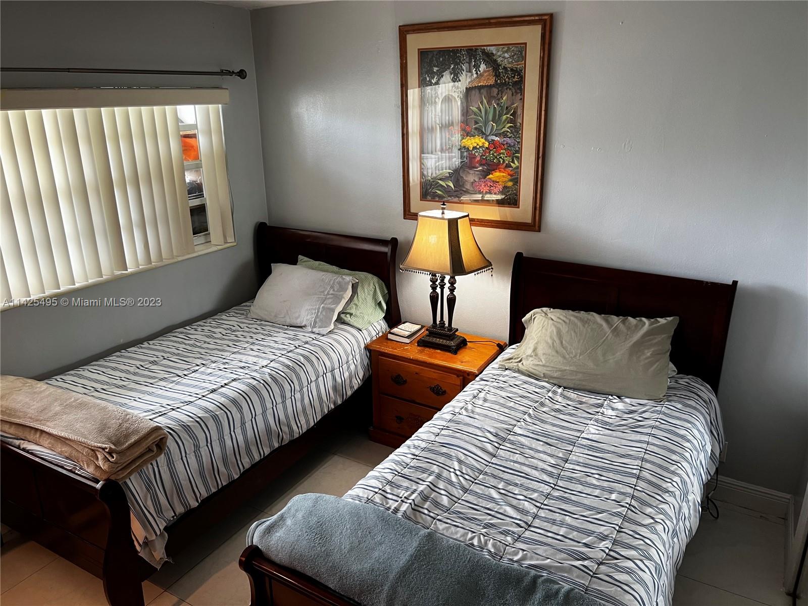 FLORIDIAN ARMS CONDO - Residential