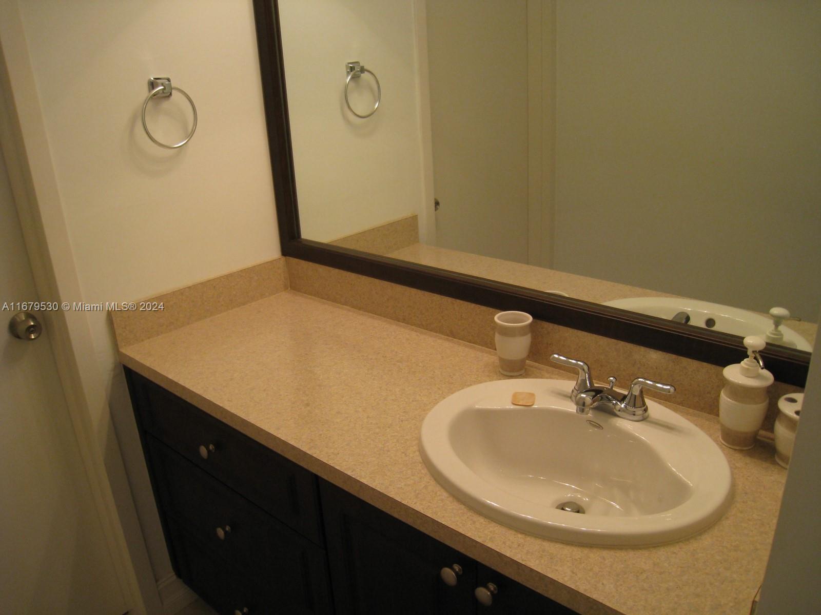 BRICKELL PARK CONDO - Residential Lease