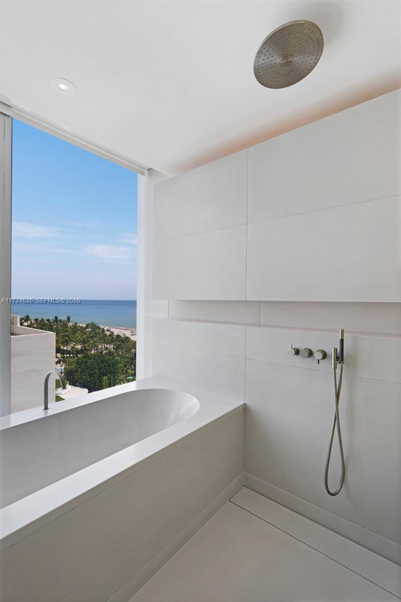 THE EDITION RESIDENCES - Residential