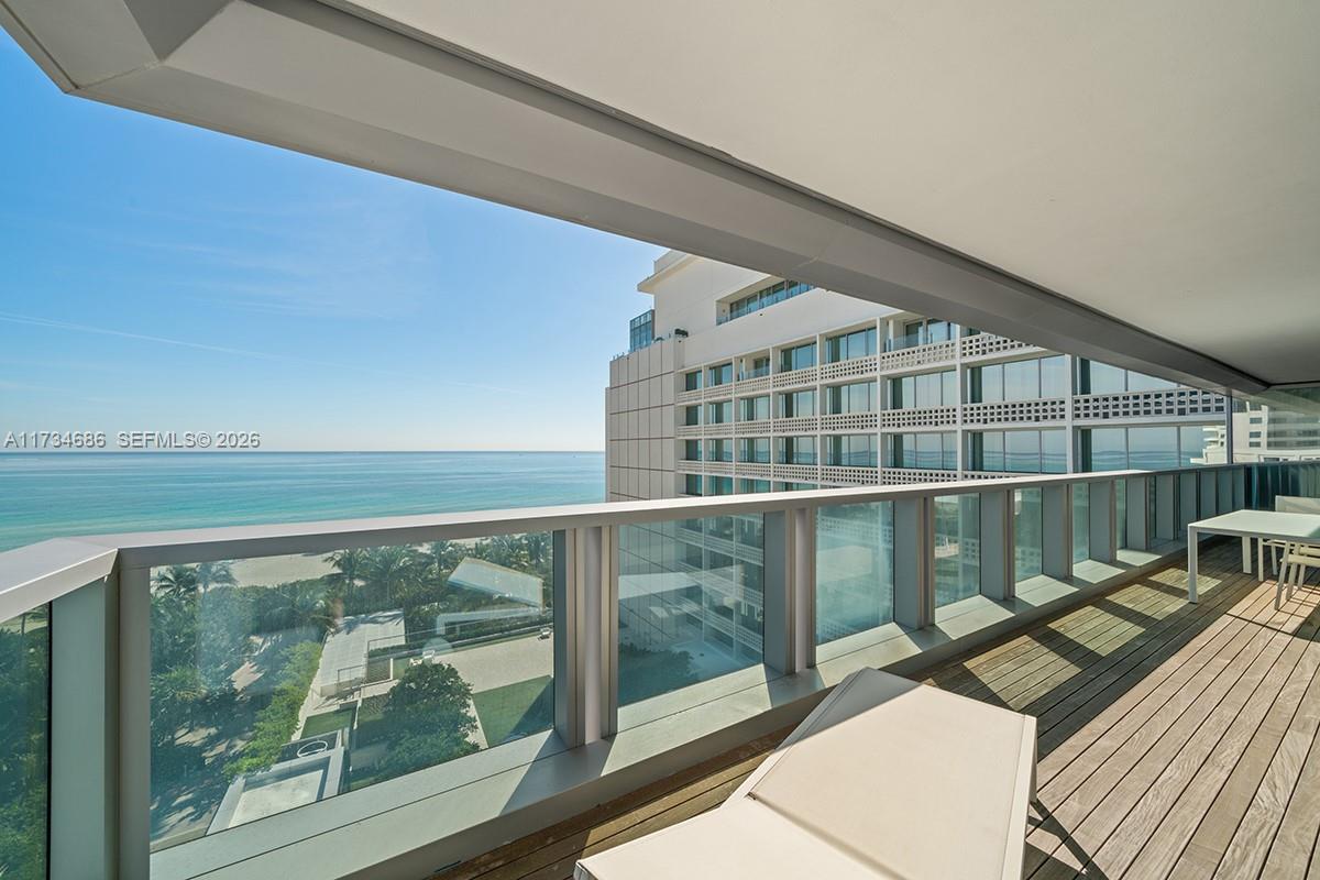 THE EDITION RESIDENCES - Residential