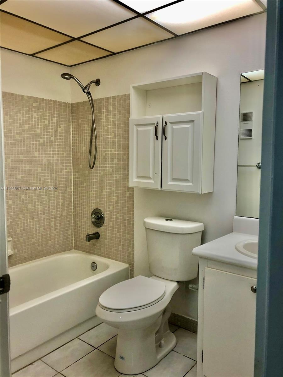 TAMARAC GARDENS CONDOMINI - Residential