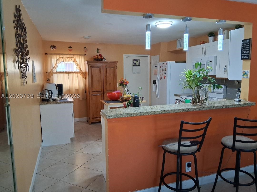 SUNRISE GOLF VILLAGE NORT - Residential