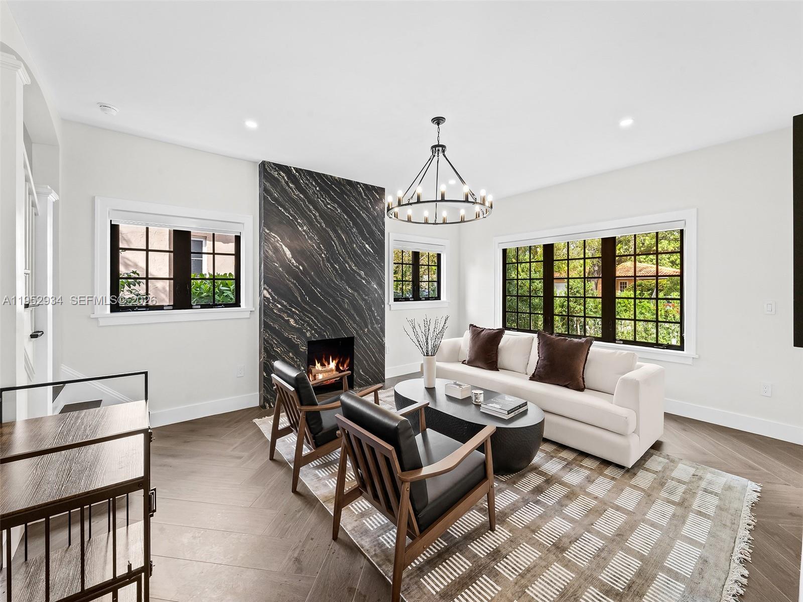 CORAL GABLES SEC E - Residential