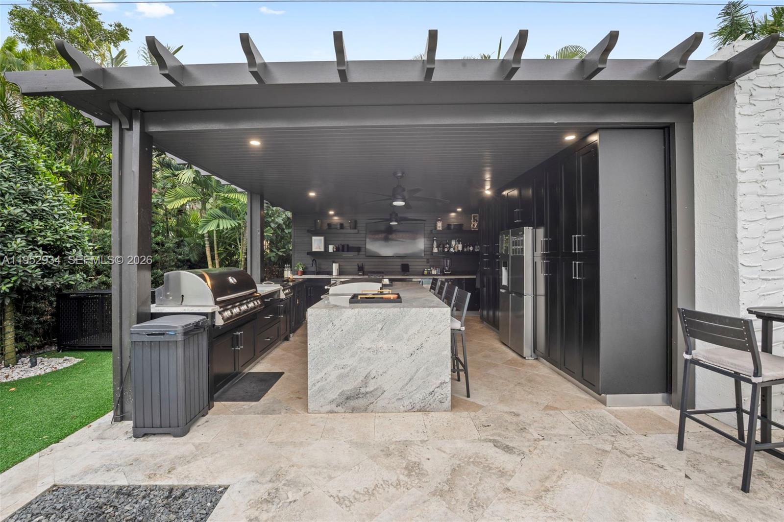 CORAL GABLES SEC E - Residential