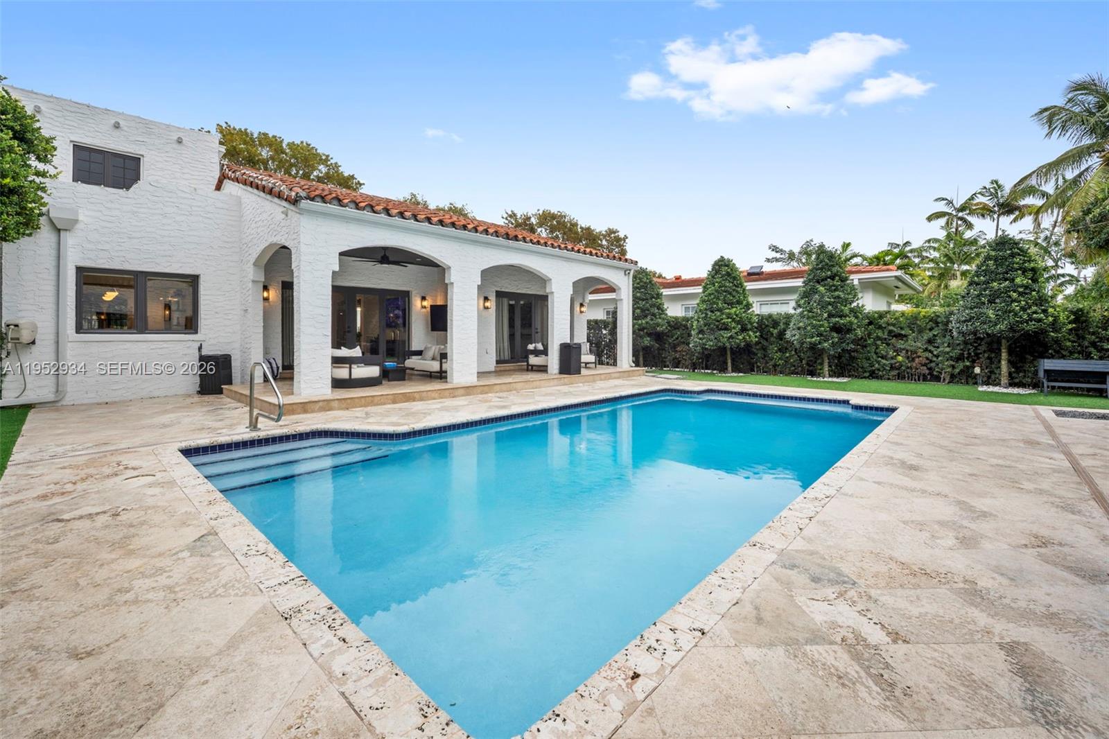 CORAL GABLES SEC E - Residential
