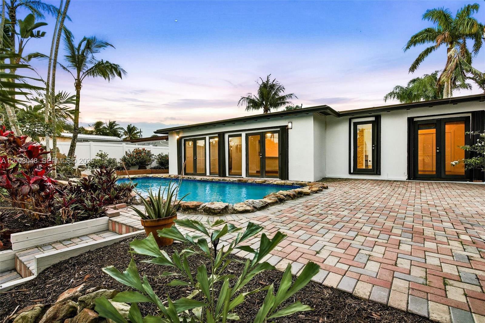 GILL ISLES - Residential