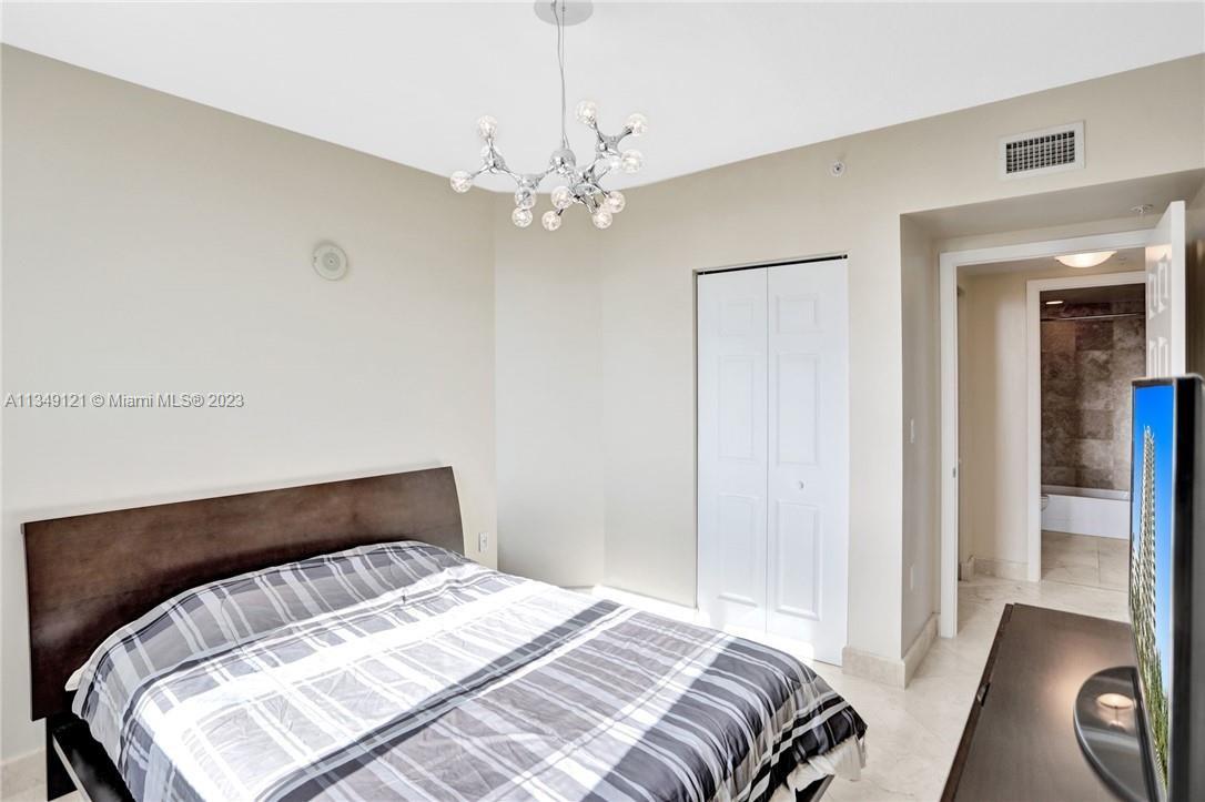 DUO CONDOMINIUM EAST - Residential